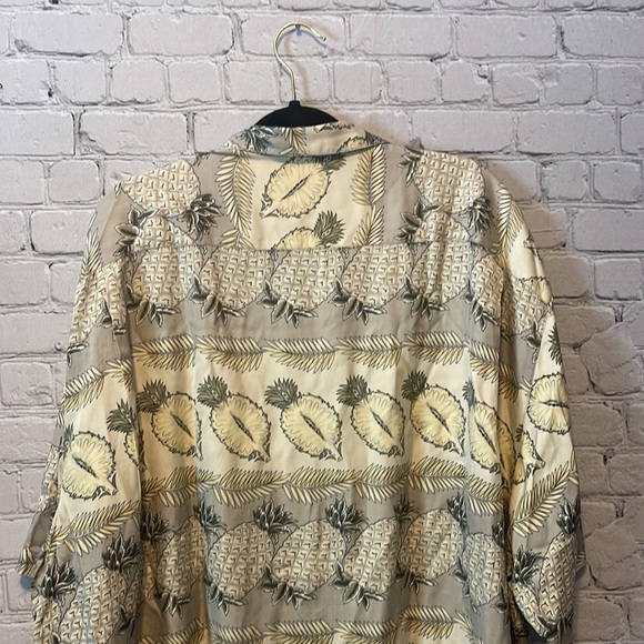 TOMMY Bahama Hawaiian Short Sleeve Button Down Shirt Size  XXL - Picture 6 of 7